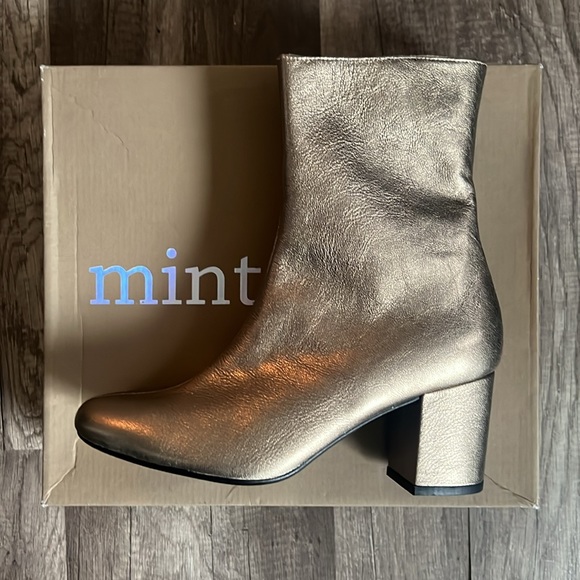 New Mint & Rose booties - Picture 4 of 8